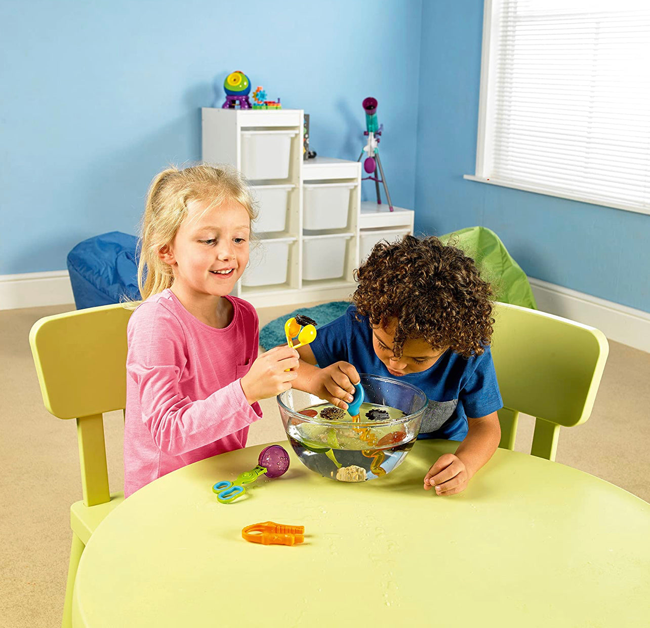 Learning Resources - Helping Hands Fine Motor Tool Set