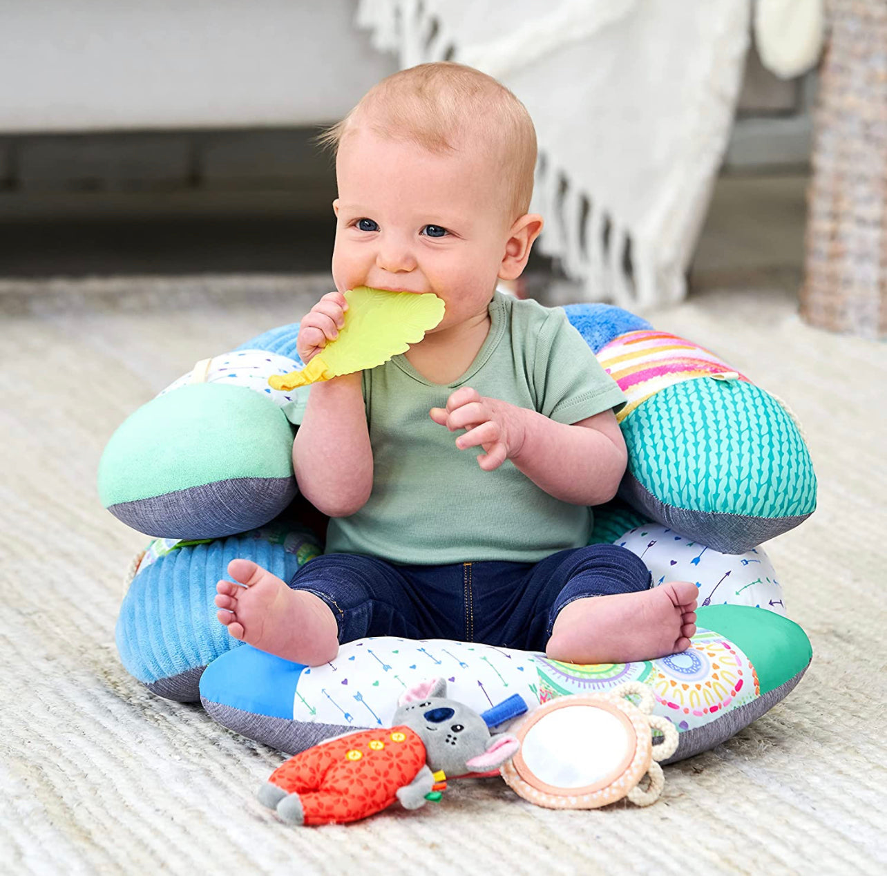 Infantino - 3-in-1 Tummy Time 音樂樹熊多功能C型枕🐨