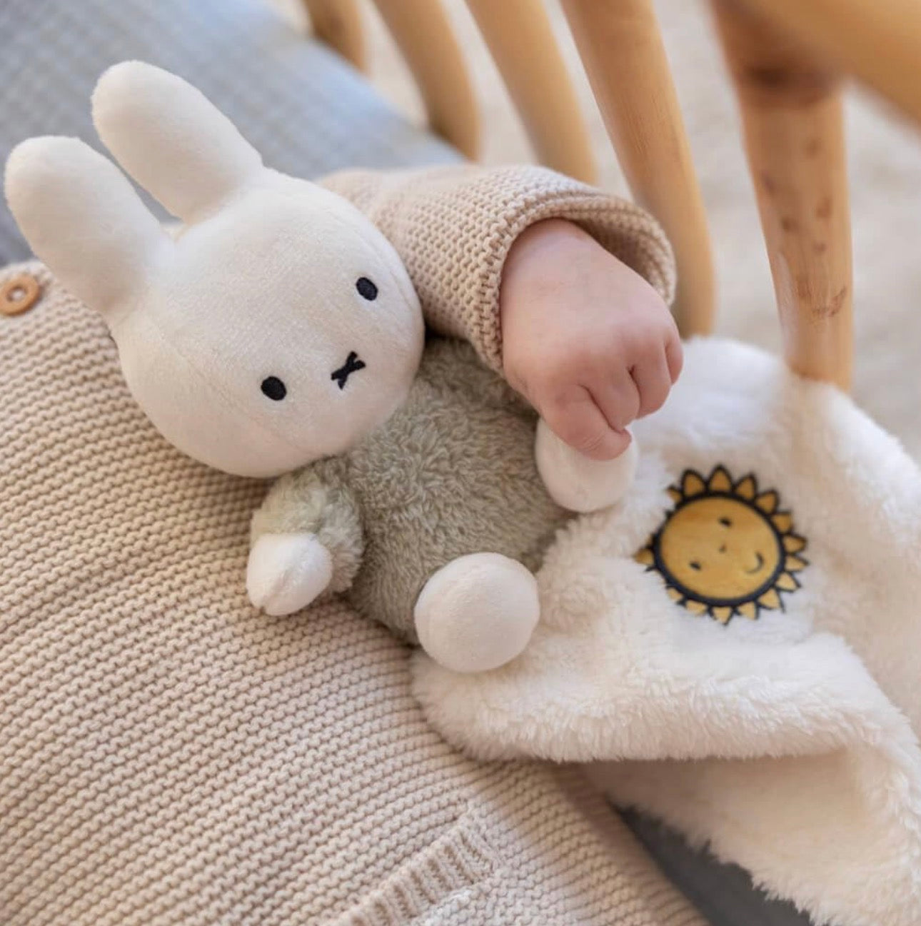 Miffy - 可愛Miffy 毛毛安撫巾